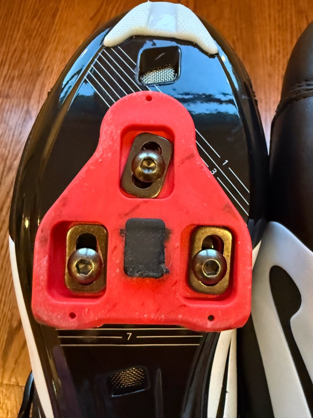 Peloton Cycling Shoes Women’s 11/Men’s 9 - Picture 4 of 8